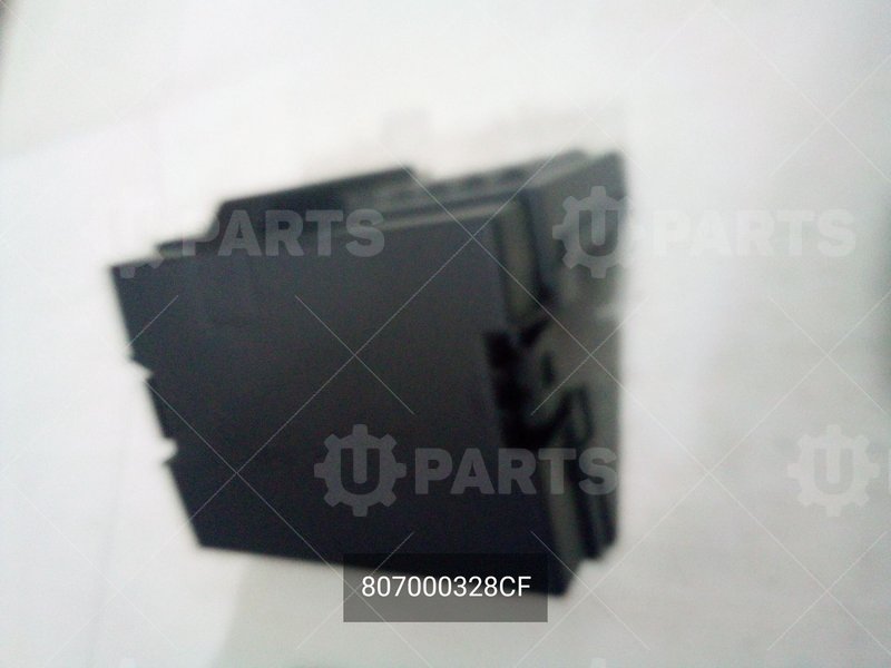 807000328CF Крышка блока предохранителей 