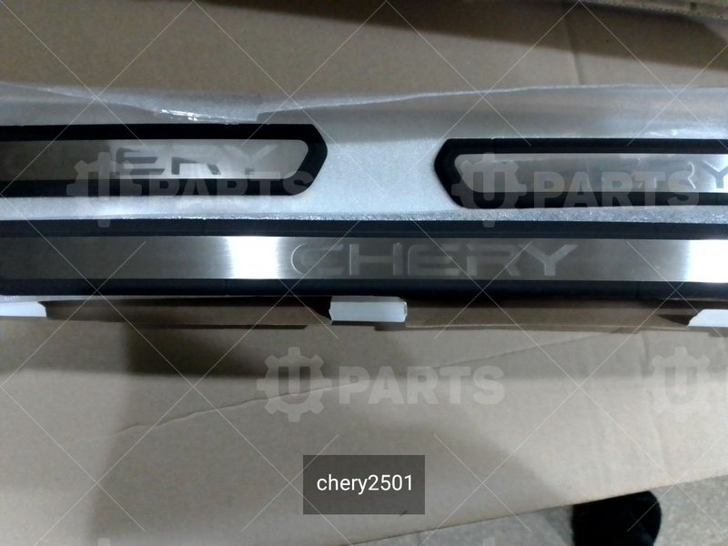 Пластиковые накладки на пороги, с металлической вставкой, брендированные CHERY CHERY для CHERY Chery, Tiggo 9, I, 2.0 AT (249 л.с.) 4WD, (2024 - по н.в.) 2.0 (2024 - ) (Кат.номер: chery2501)