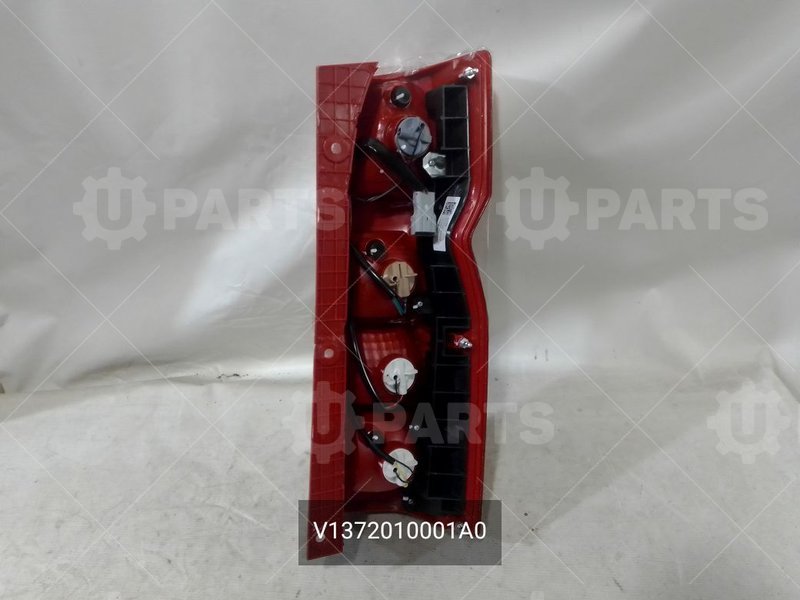 V1372010001A0 Фонарь задний левый 
