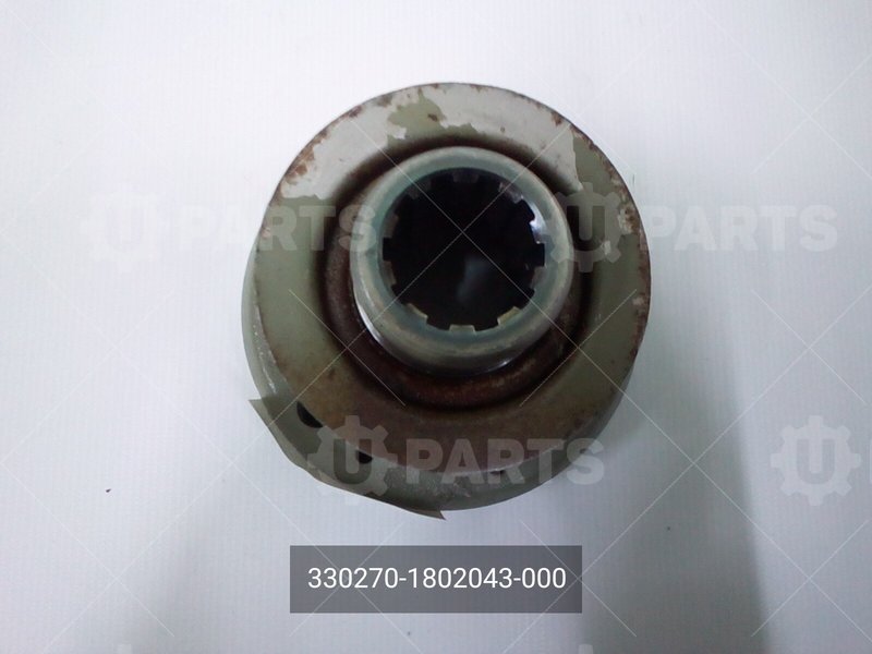 330270-1802043-000 Фланец раздаточной коробки полный привод нового образца (8 отверстий) 