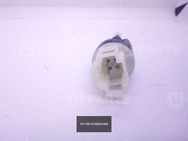 411100-3720020-000 Датчик положения педали сцепления и электропривода боковой двери (автобус) 