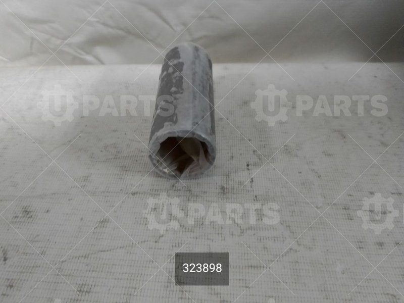 323898 Втулка рессоры задней 
