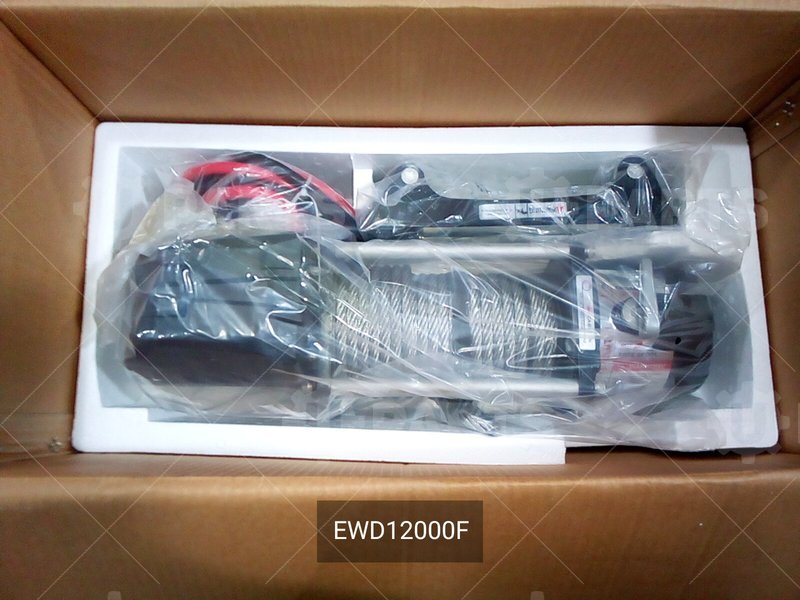 Лебёдка электрическая 12V Magnum 12000 lbs 5700 кг (стальной трос) | EWD12000F. Под заказ.