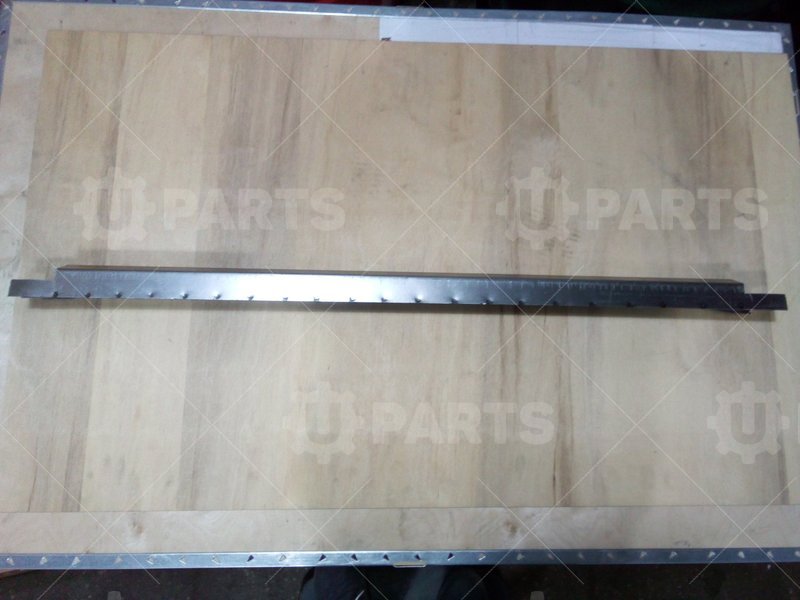 045110540118000 Рейка каркаса боковины нижняя правая 